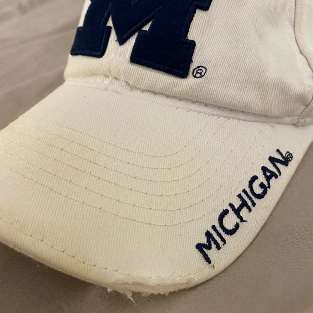 Michigan Hat - Picture 2 of 2